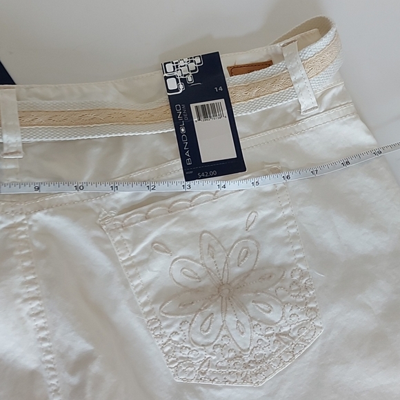 Bandolino Cream Denim Cotton Shorts/Belt Sz 14 - Picture 14 of 15